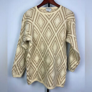 Bullock’s Town &‎ Travel Cream Golden Metallic Diamond Knit Sweater